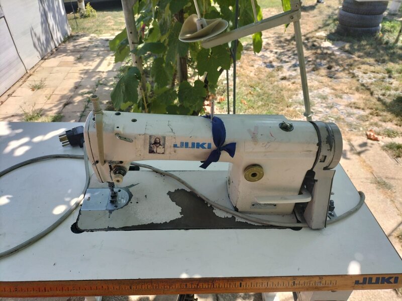 Masina de cusut industriala Juki DDL-888N, masa, motor 220V – Functionala